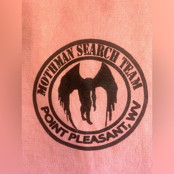 Rothco Pink Crossbody Bag Mothman Point Pleasant - Picture 3 of 11